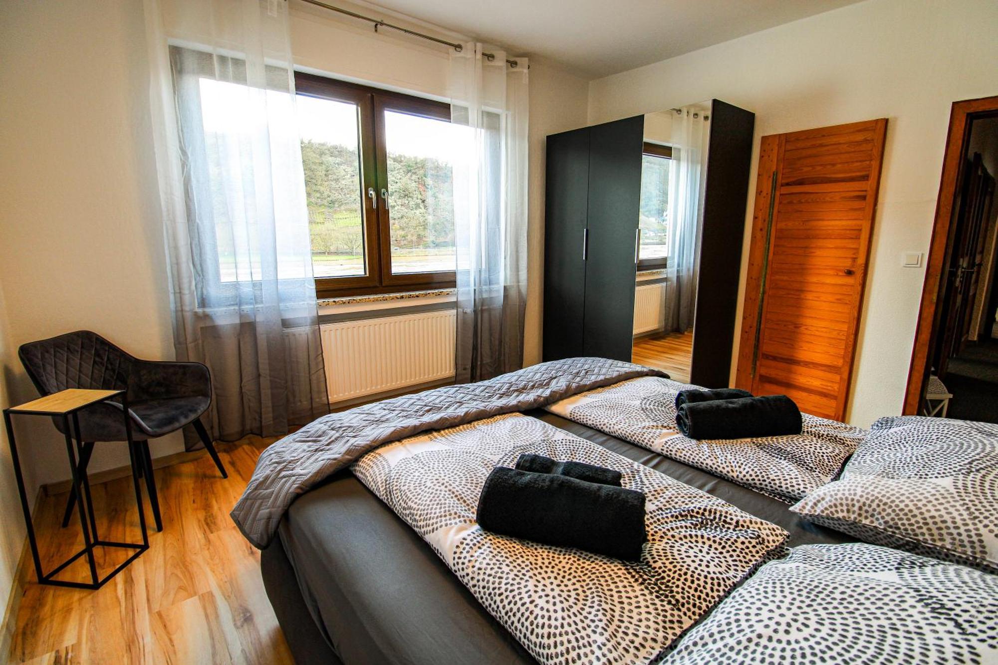 Exklusive Moselidylle: Fewo Mit Traumhaftem Staustufenblick, Netflix, Terrasse Neef Exteriör bild