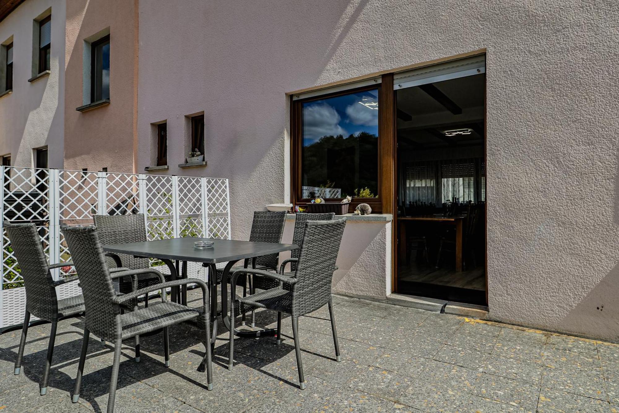 Exklusive Moselidylle: Fewo Mit Traumhaftem Staustufenblick, Netflix, Terrasse Neef Exteriör bild